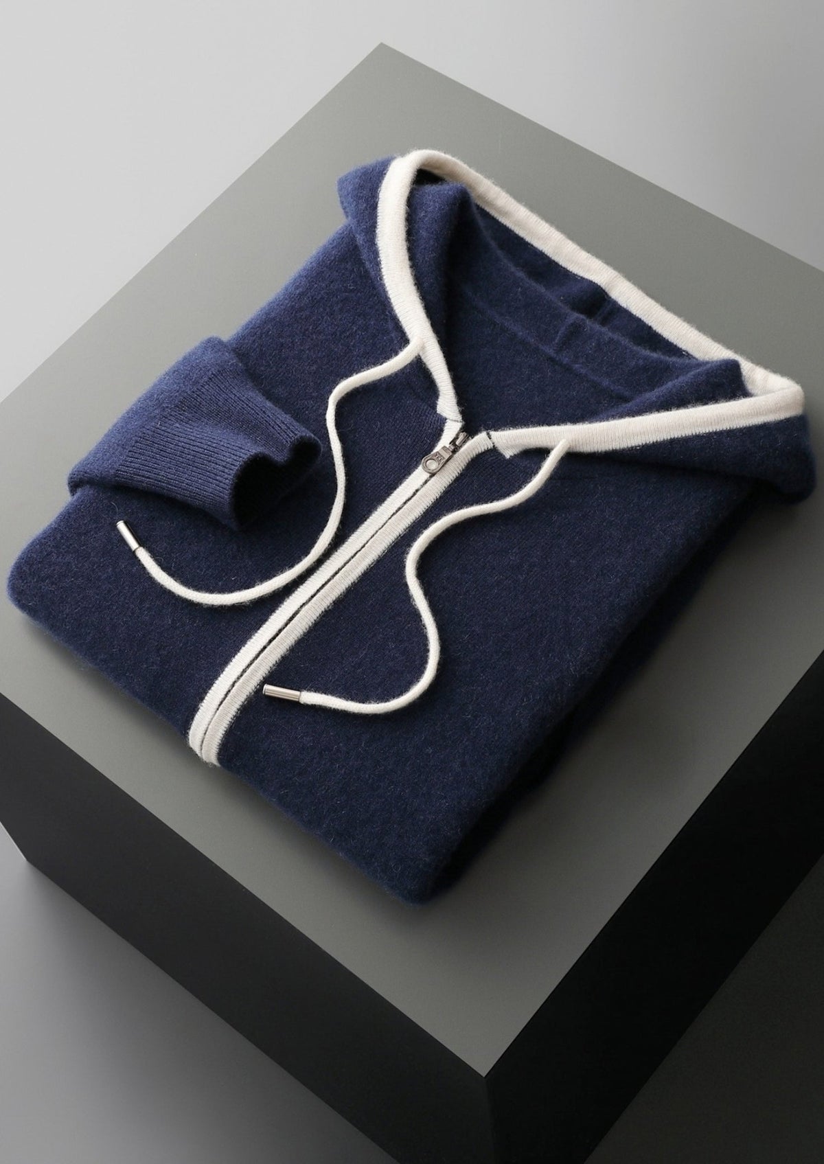 Pure Extra-Fine Merino Wool Contrast Zipper Hoodie, view 31