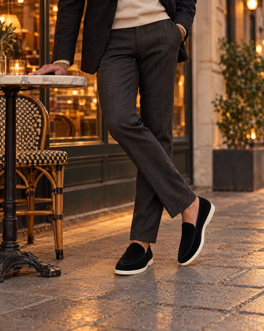 Anzio Loafer Black worn, editorial scene