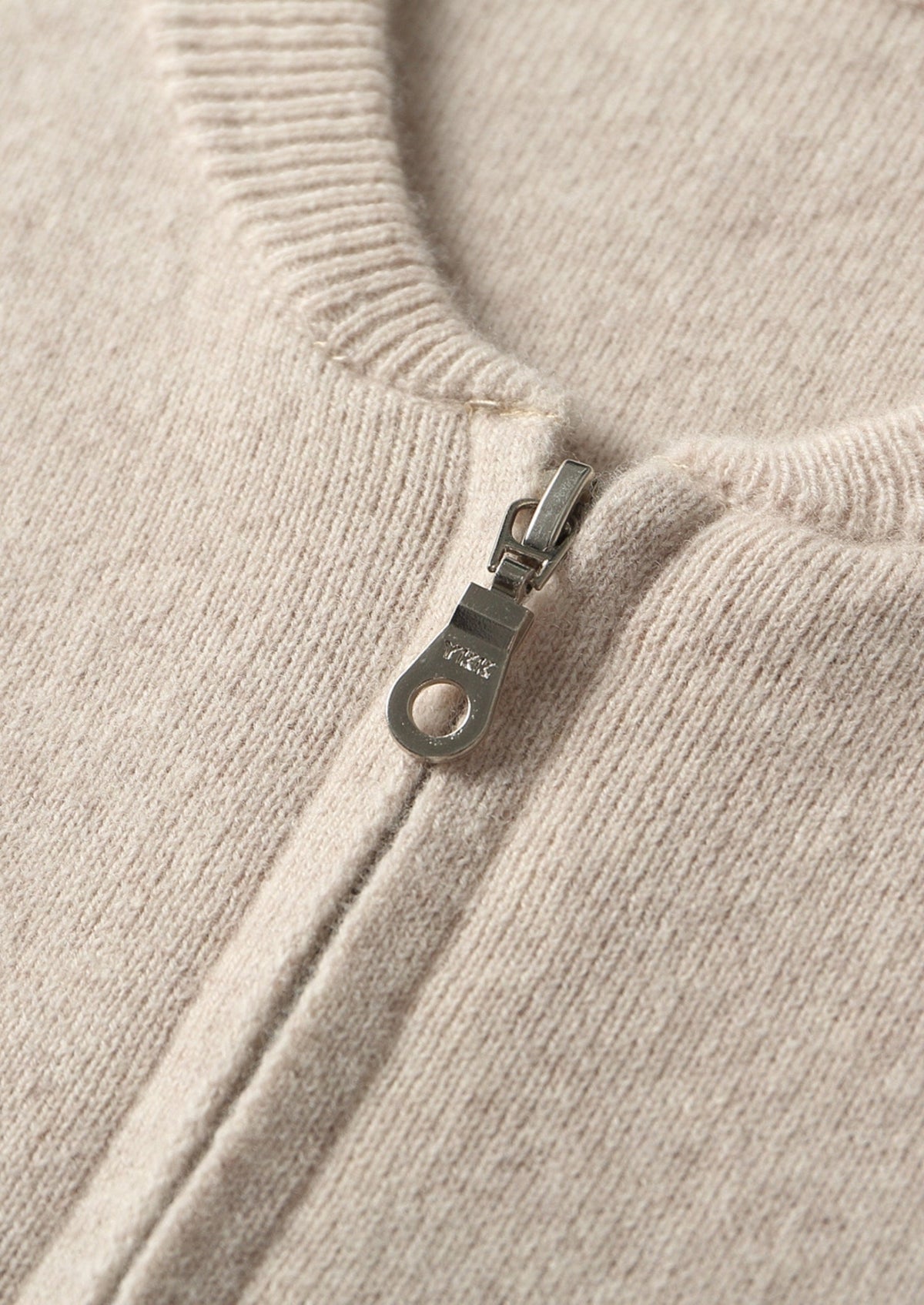 Pure Extra-Fine Merino Wool Essential Zip Cardigan, view 8