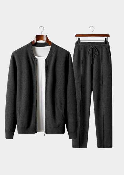 Pure Extra-Fine Merino Wool Black Falconi Set, view 1