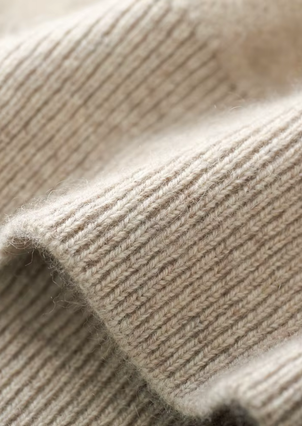 Pure Extra-Fine Merino Wool V-Neck Cardigan, view 9