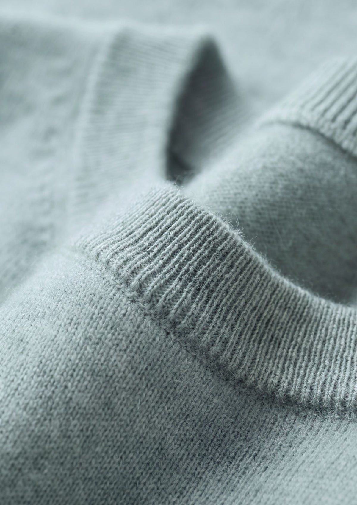 Premium Cashmere Classic Crewneck T-Shirt - Turquoise, view 3