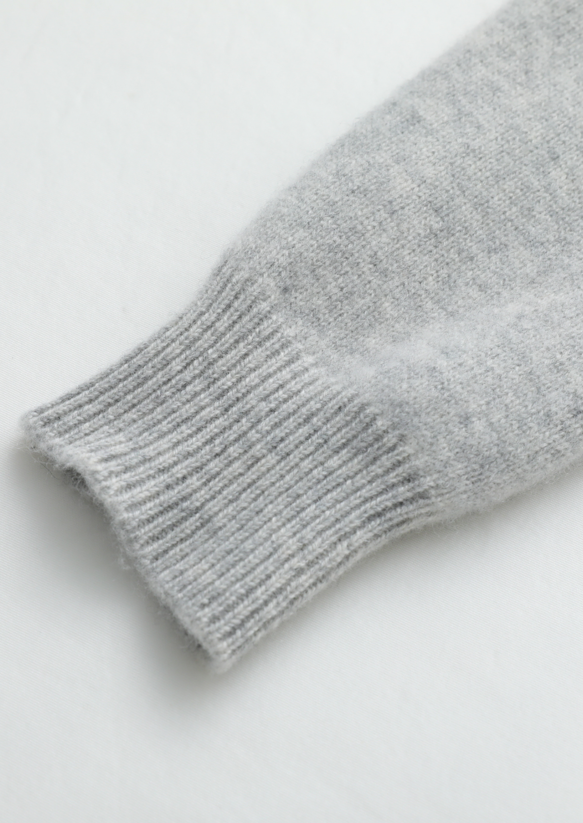 Pure Extra-Fine Merino Wool Light Gray Luzzo Set, view 7