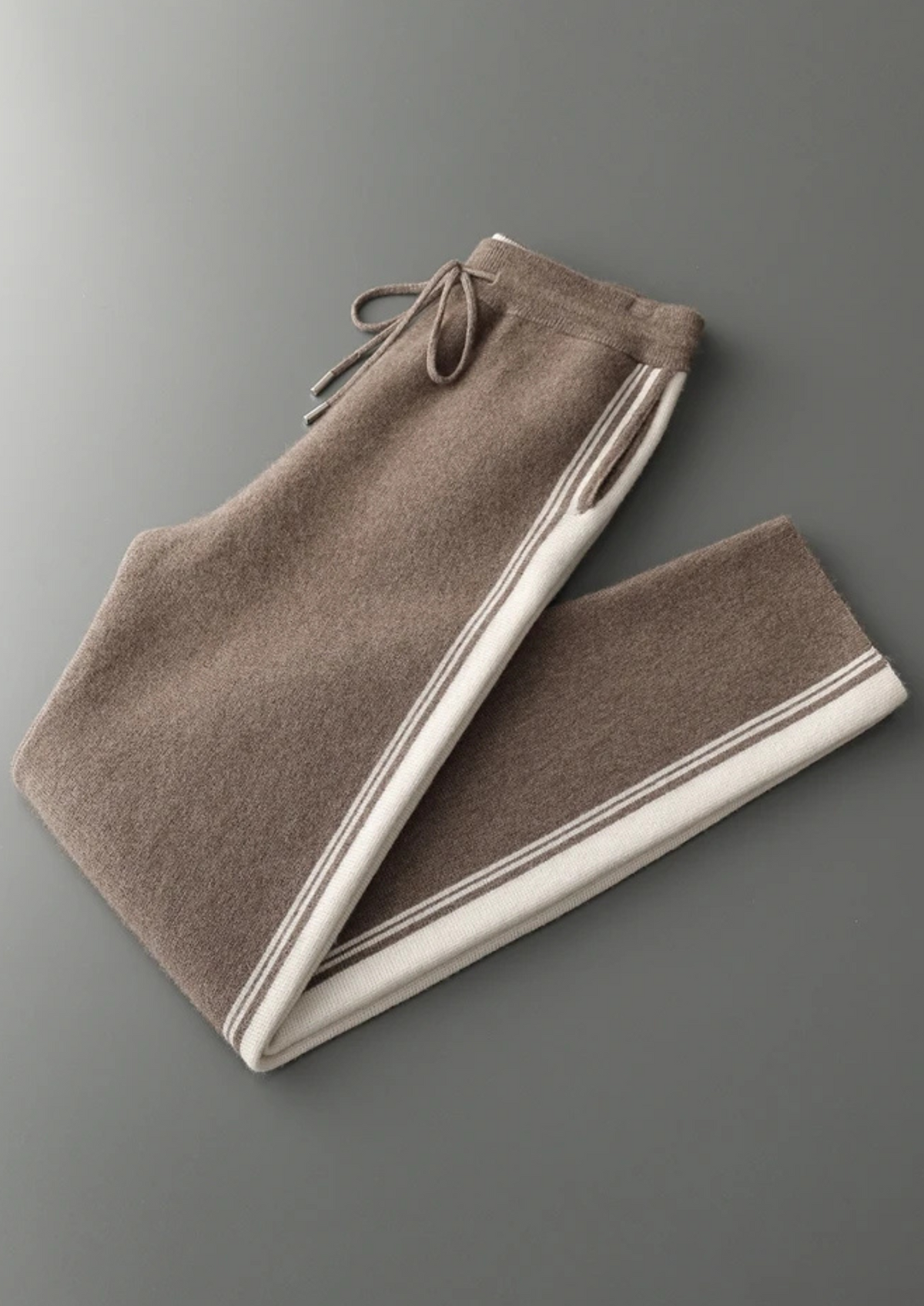 Pure Extra-Fine Merino Wool Dark Mocha Damien Set, view 3