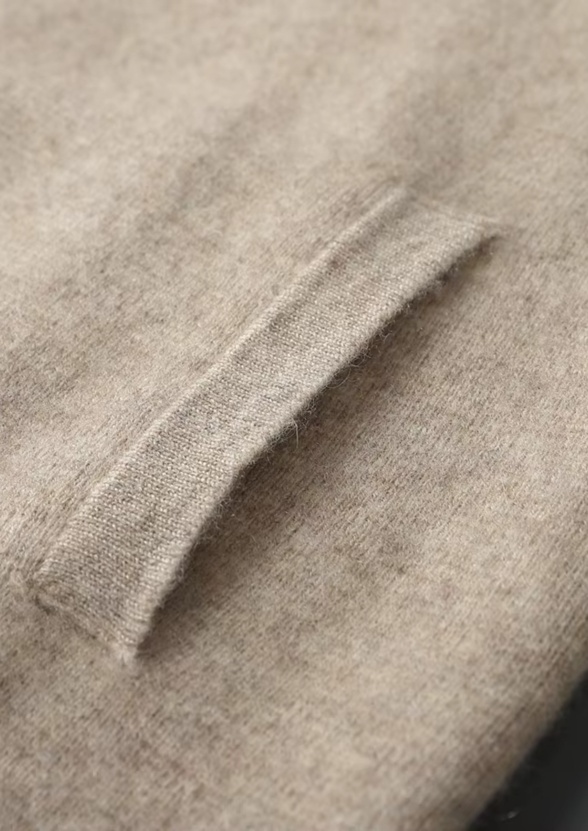 Pure Extra-Fine Merino Wool Sand Falconi Set, view 9