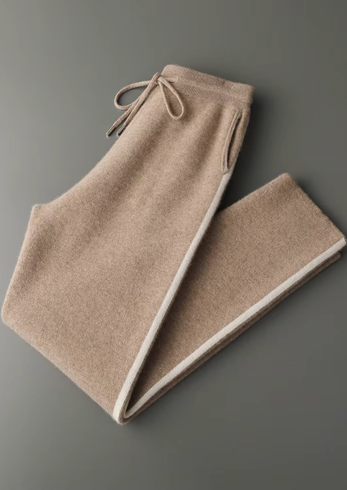 Premium Cashmere Beige Milano Leisure Set, view 12