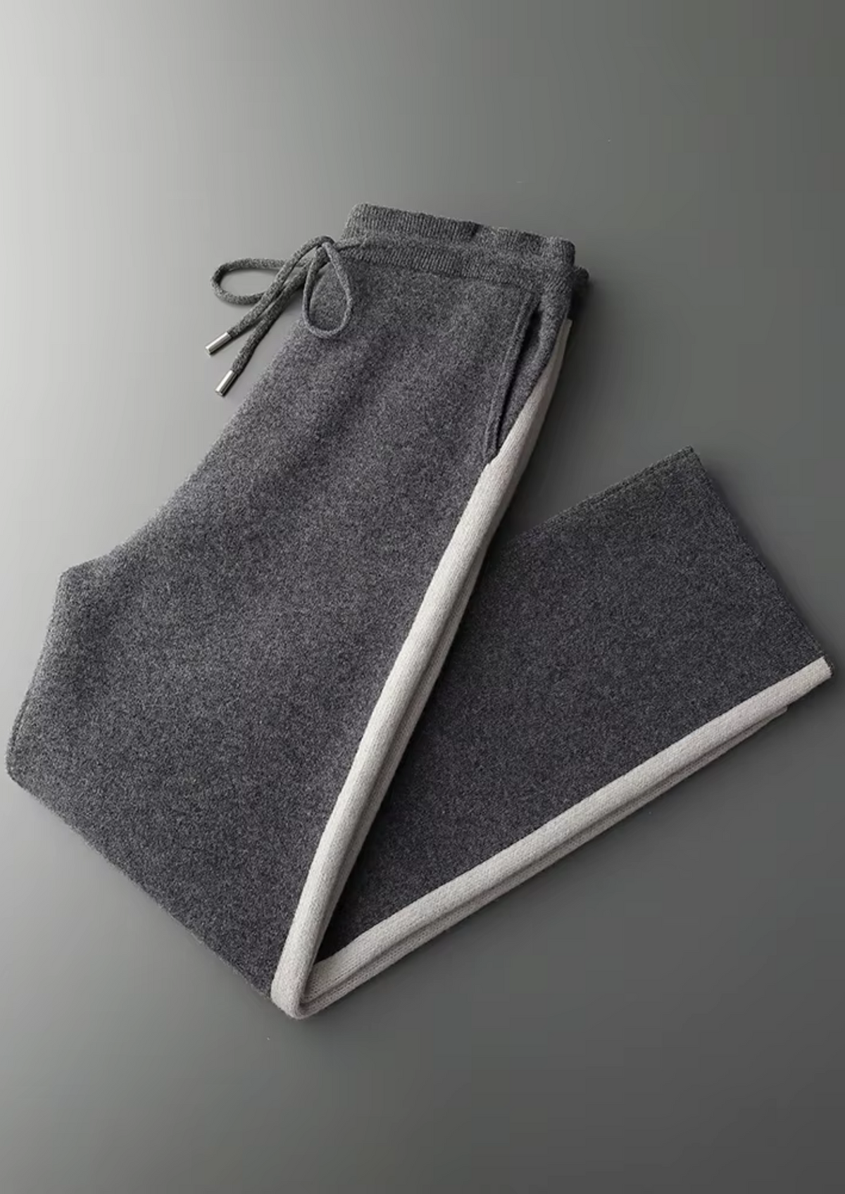 Pure Extra-Fine Merino Wool Wide Leisure Trousers, view 3