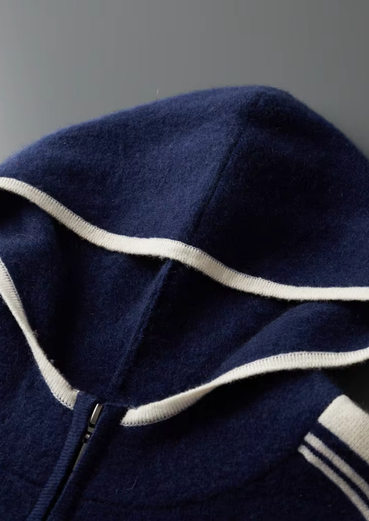 Pure Extra-Fine Merino Wool Navy Blue Damien Set, view 7