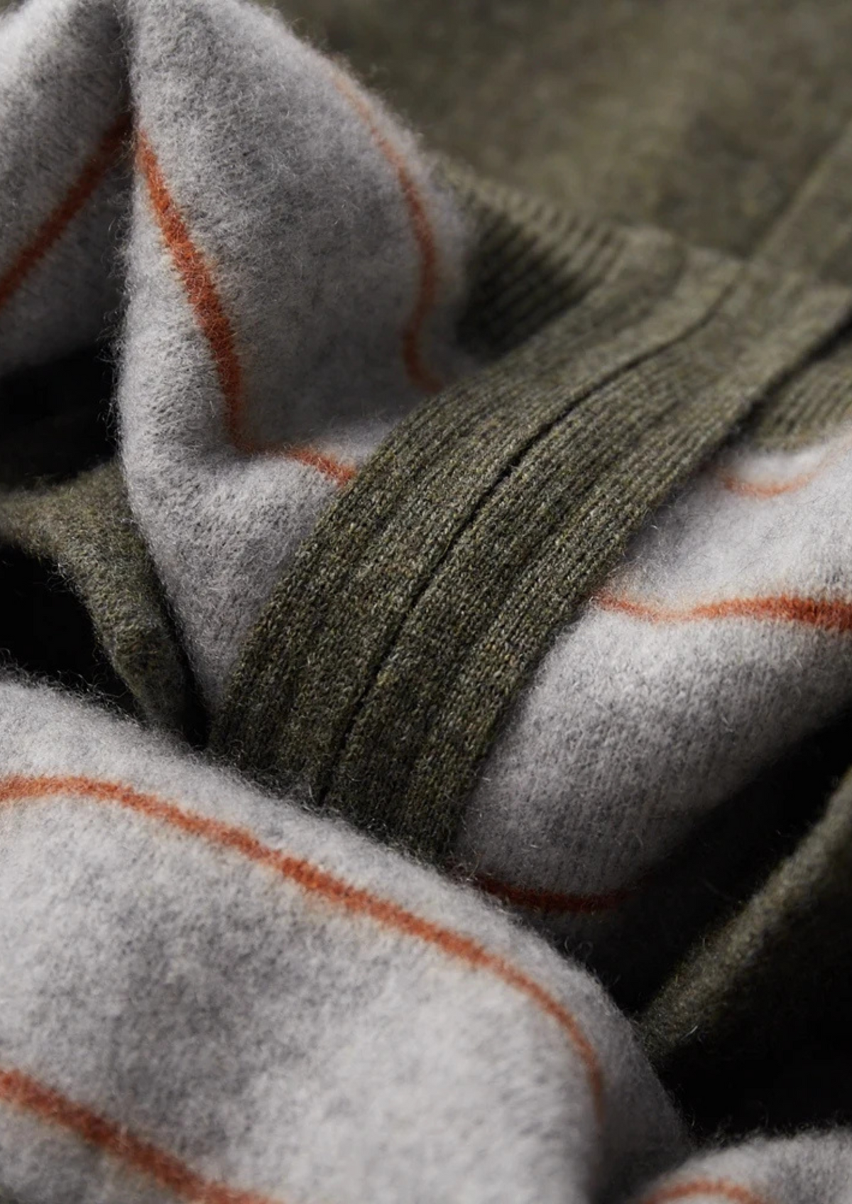 Premium Cashmere Two Tone Zip Cardigan, view 15