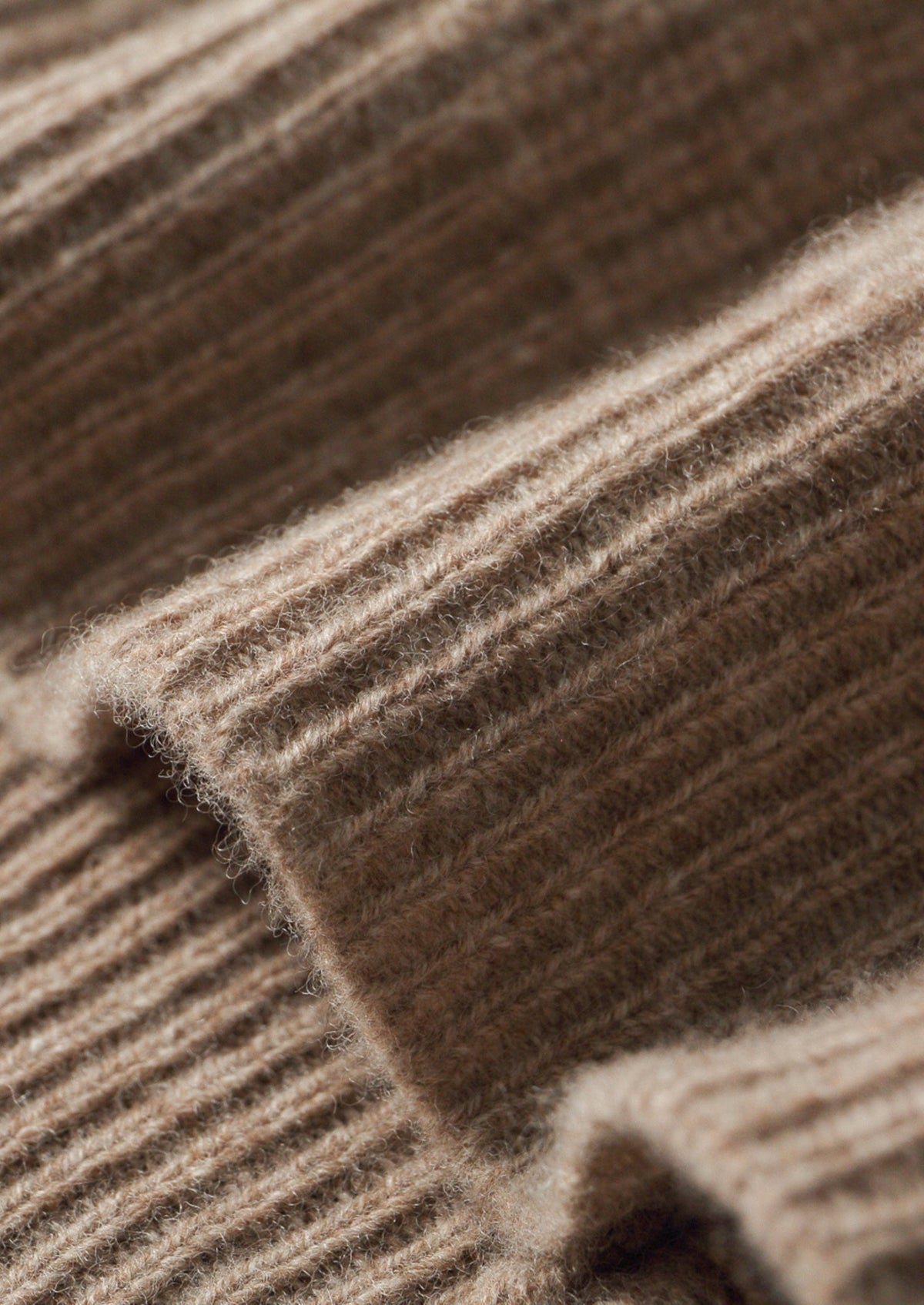 Pure Extra-Fine Merino Wool Ribbed Classic Button Cardigan, view 4