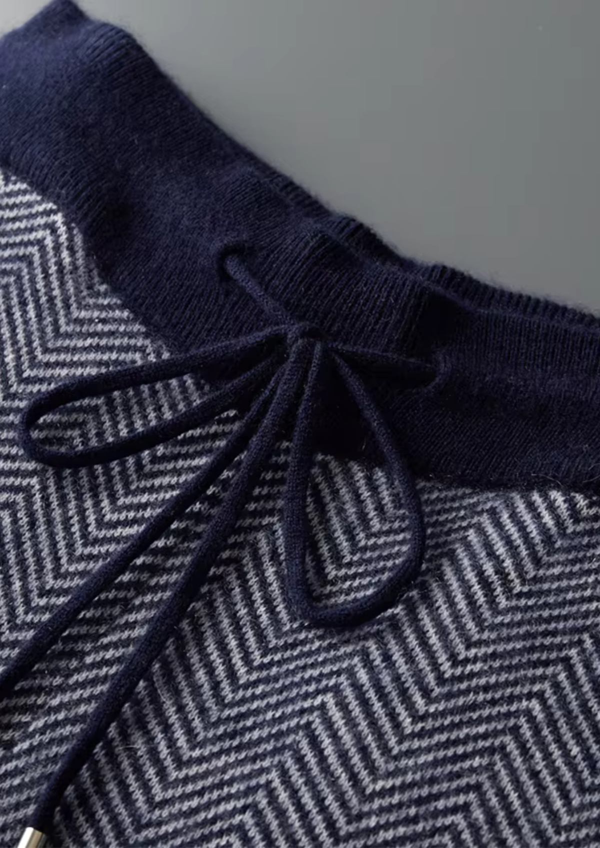 Pure Extra-Fine Merino Wool Navy Blue Herringbone Set, view 5