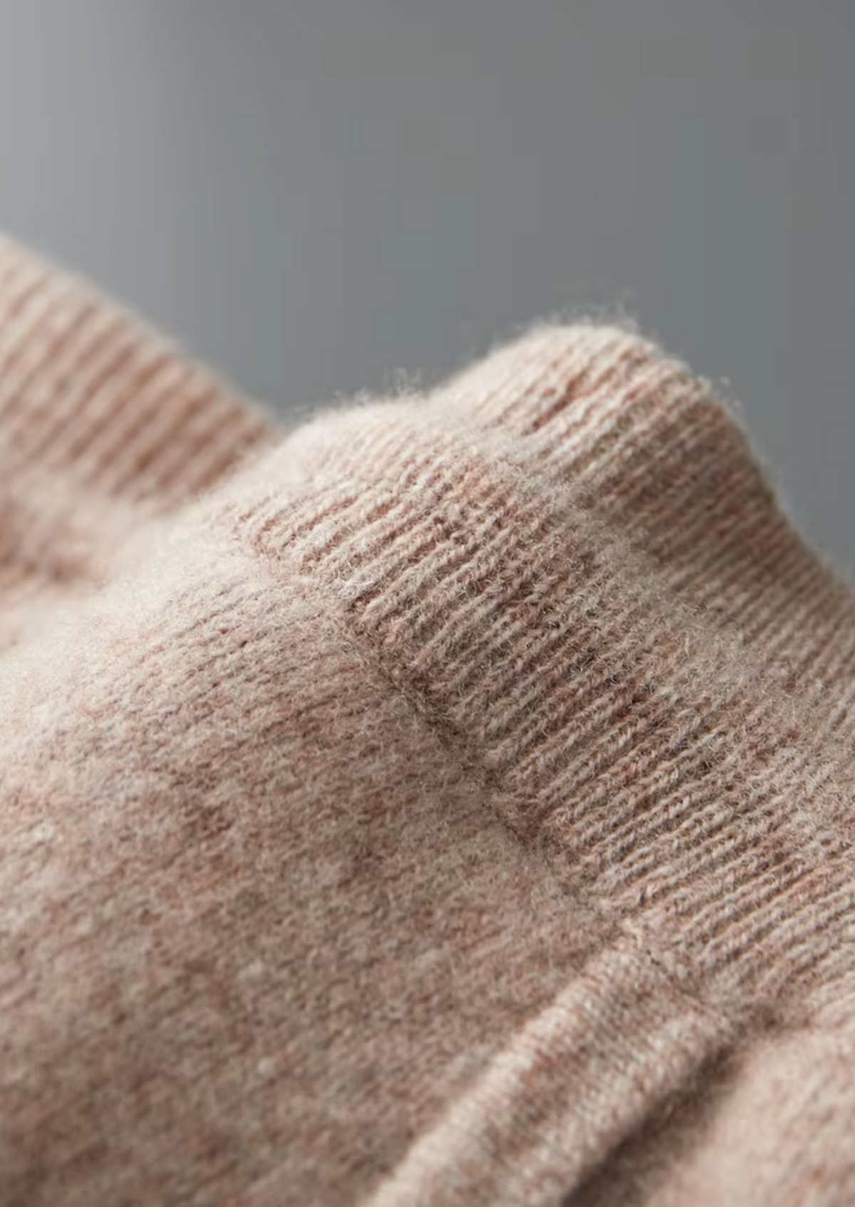 Pure Extra-Fine Merino Wool Leisure Joggers, view 10