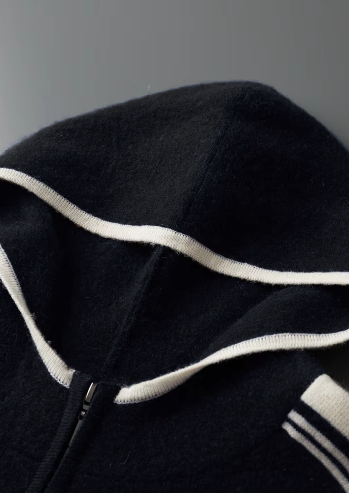 Pure Extra-Fine Merino Wool Black Damien Set, view 6
