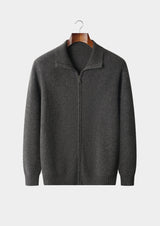 Gris oscuro