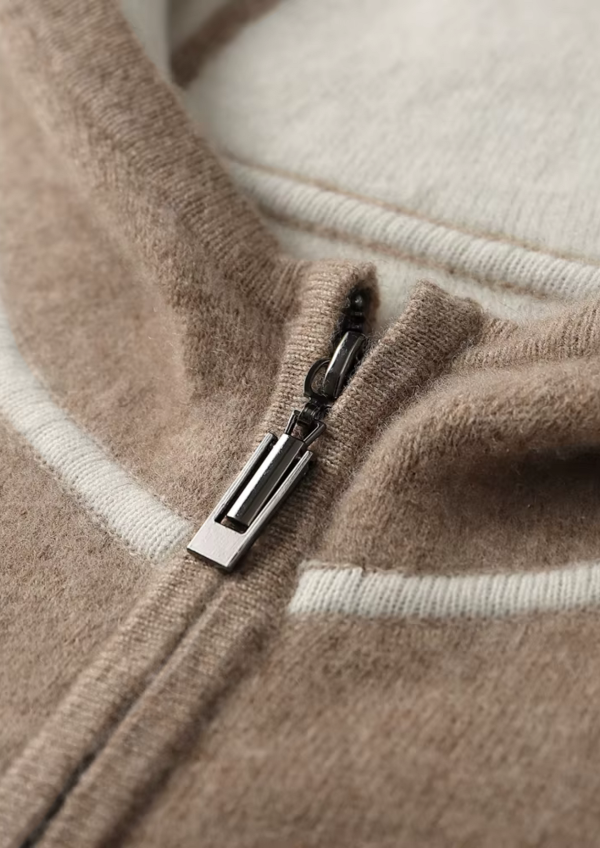 Premium Cashmere Beige Milano Leisure Set, view 3