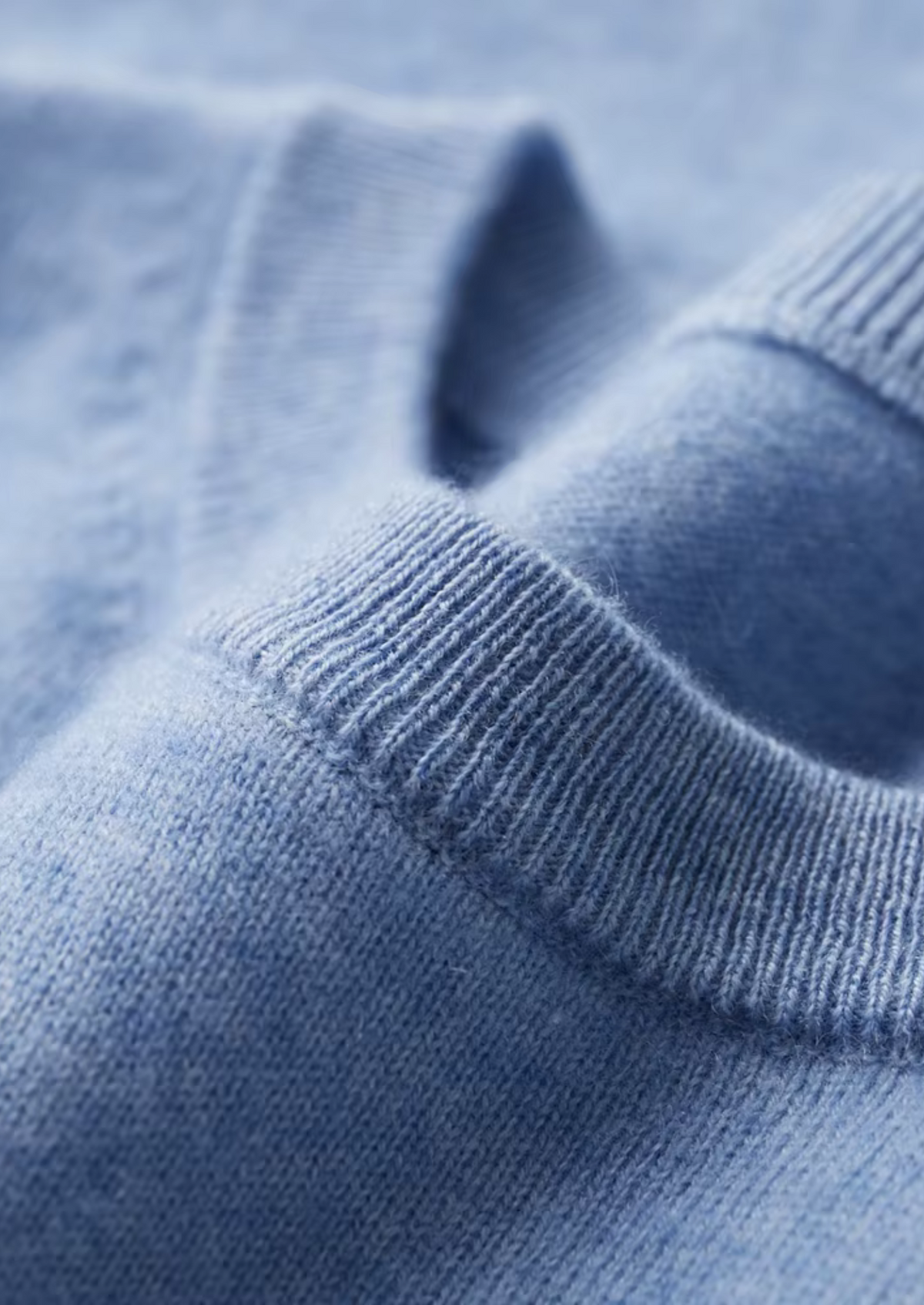 Premium Cashmere Classic Crewneck T-Shirt - Light Blue, view 3