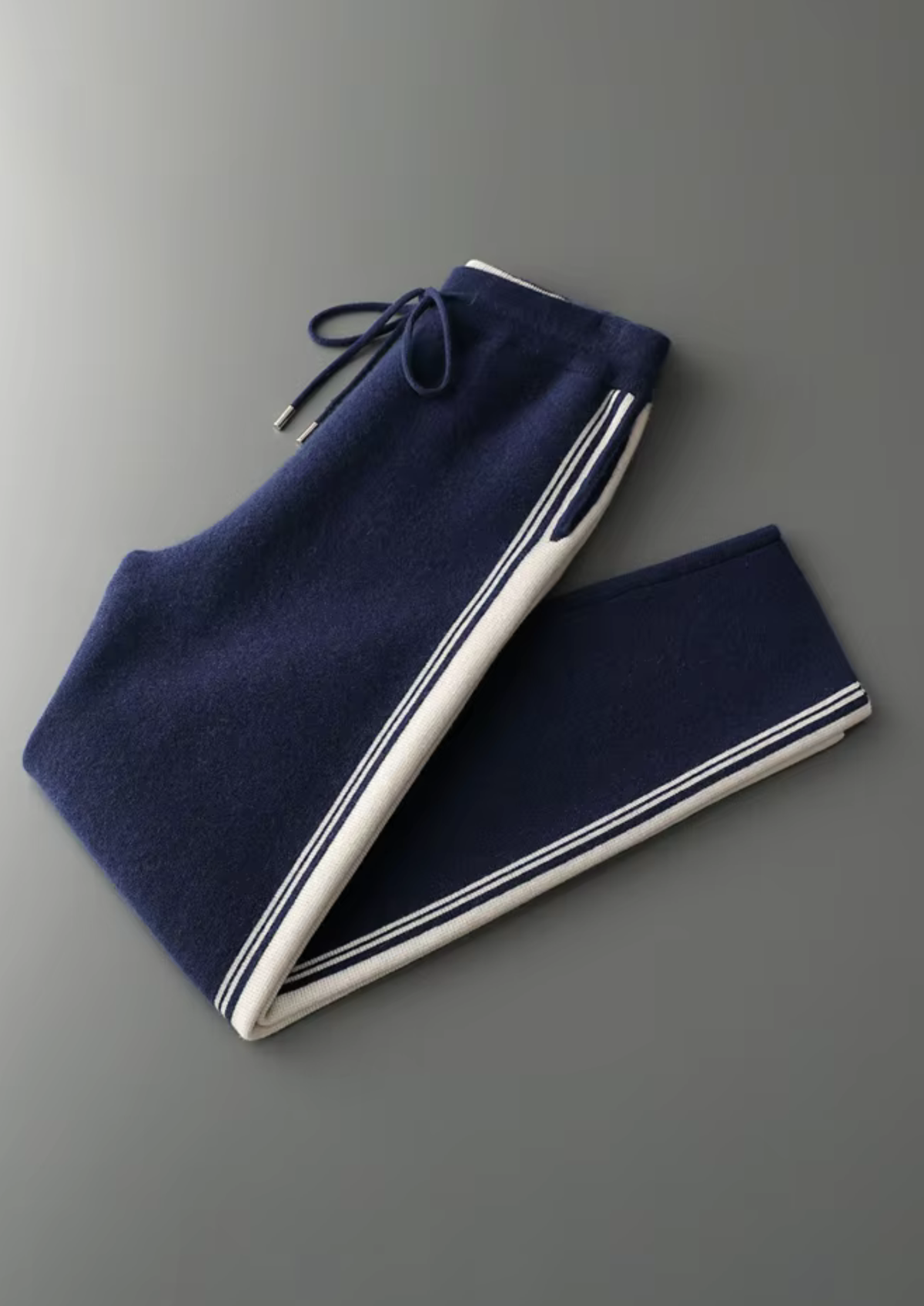 Pure Extra-Fine Merino Wool Navy Blue Damien Set, view 10
