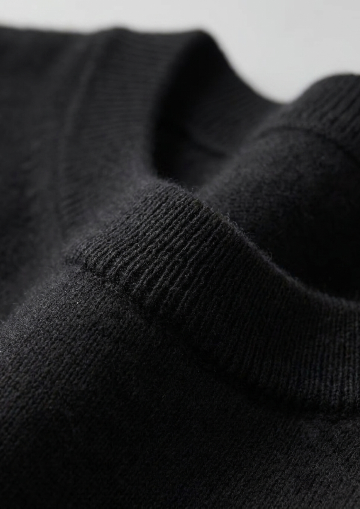 Premium Cashmere Classic Crewneck T-Shirt - Black, view 3