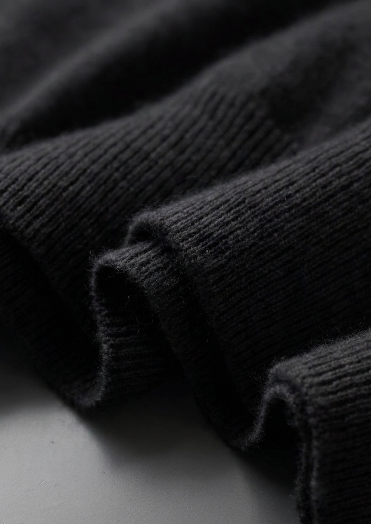 Premium Cashmere Classic Crewneck T-Shirt - Black, view 6