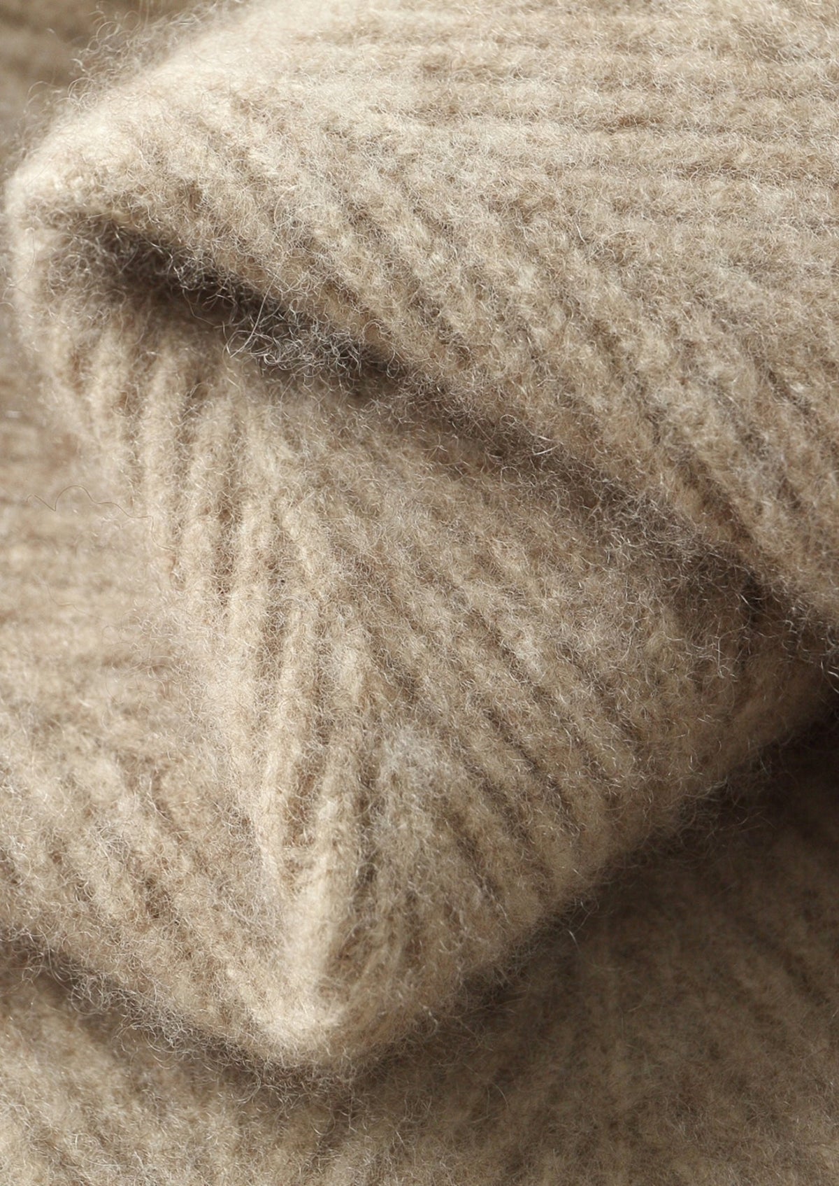 Pure Extra-Fine Merino Wool Herringbone Quarter Zip Sweater, view 7