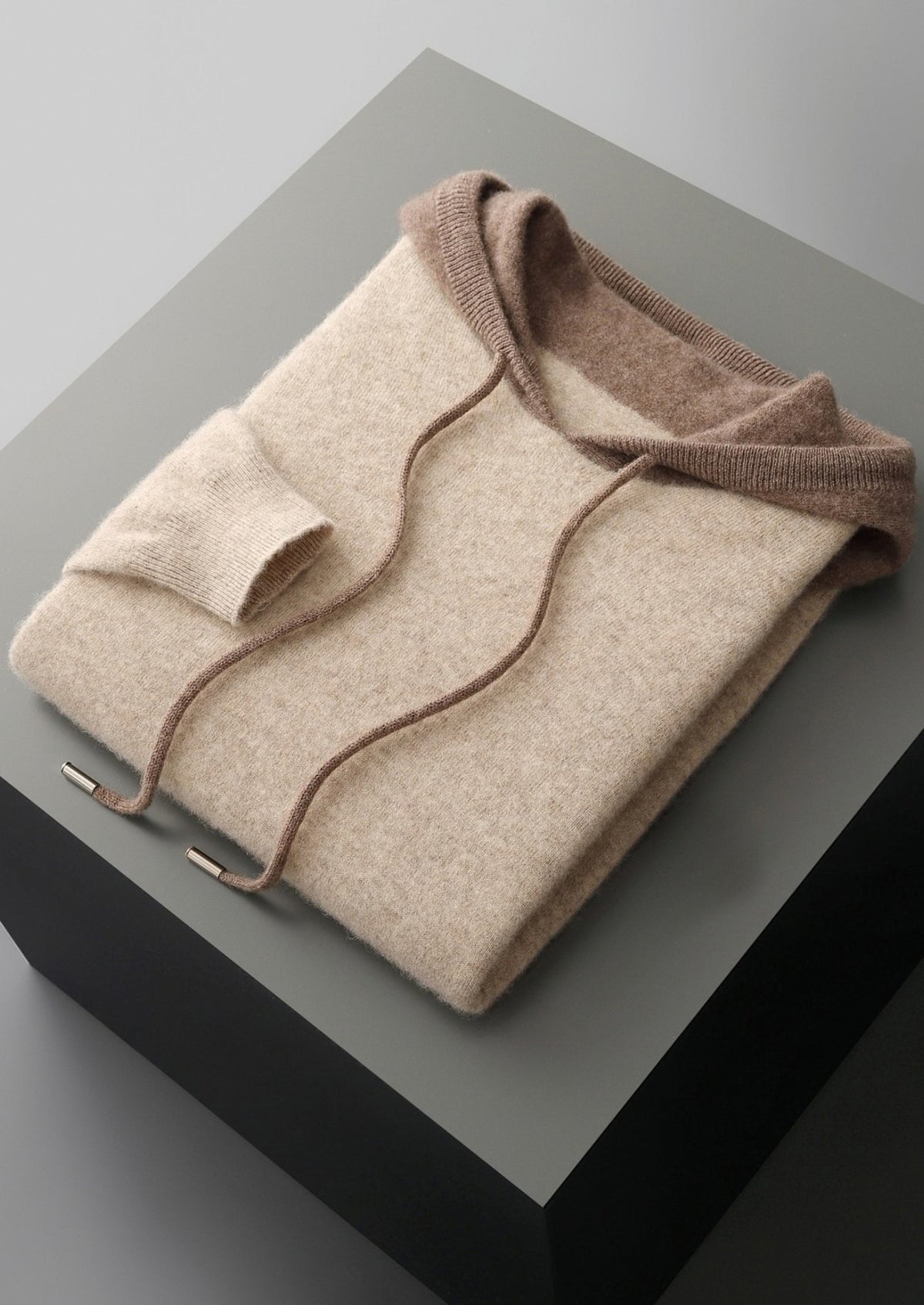 Pure Extra-Fine Merino Wool Two-Tone Leisure Hoodie, view 3