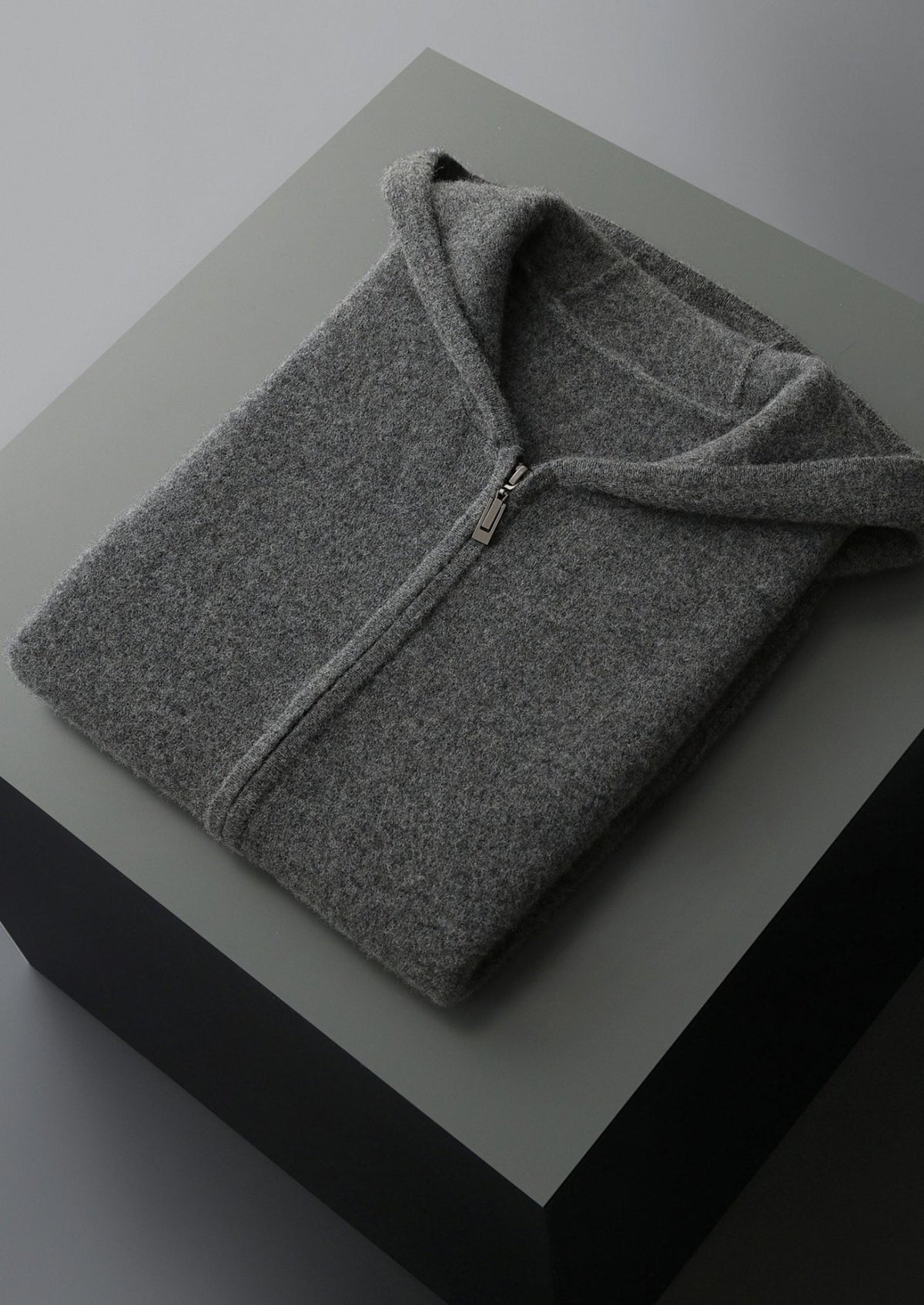 Pure Extra-Fine Merino Wool Hooded Zipper Vest, view 17