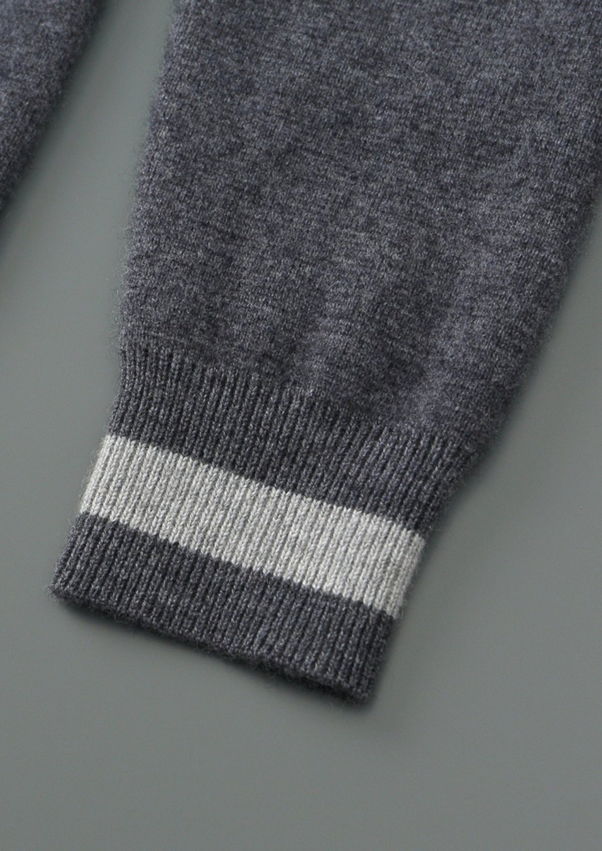 Pure Extra-Fine Merino Wool Two-Tone Zipper Hoodie, view 13