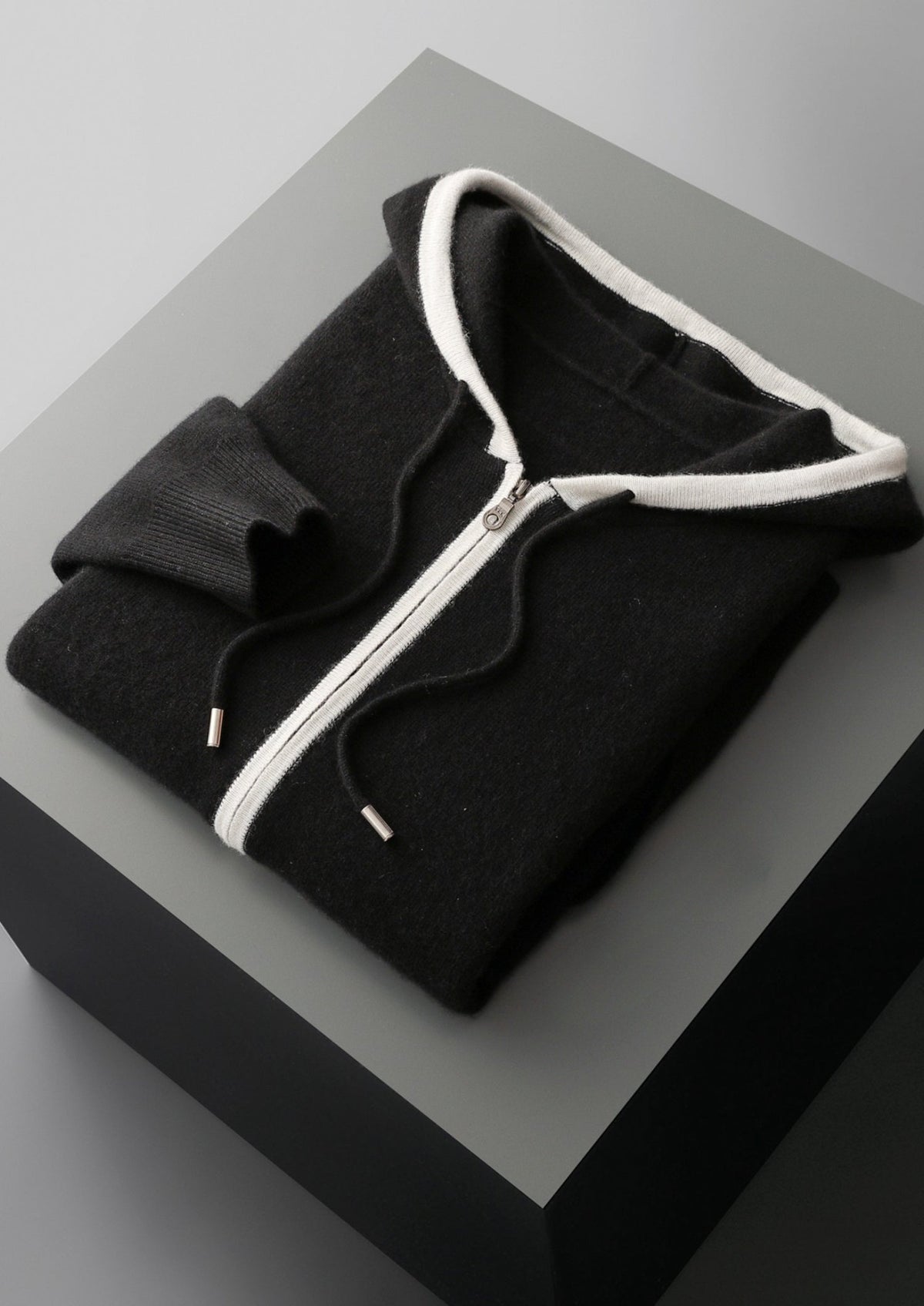 Pure Extra-Fine Merino Wool Contrast Zipper Hoodie, view 30