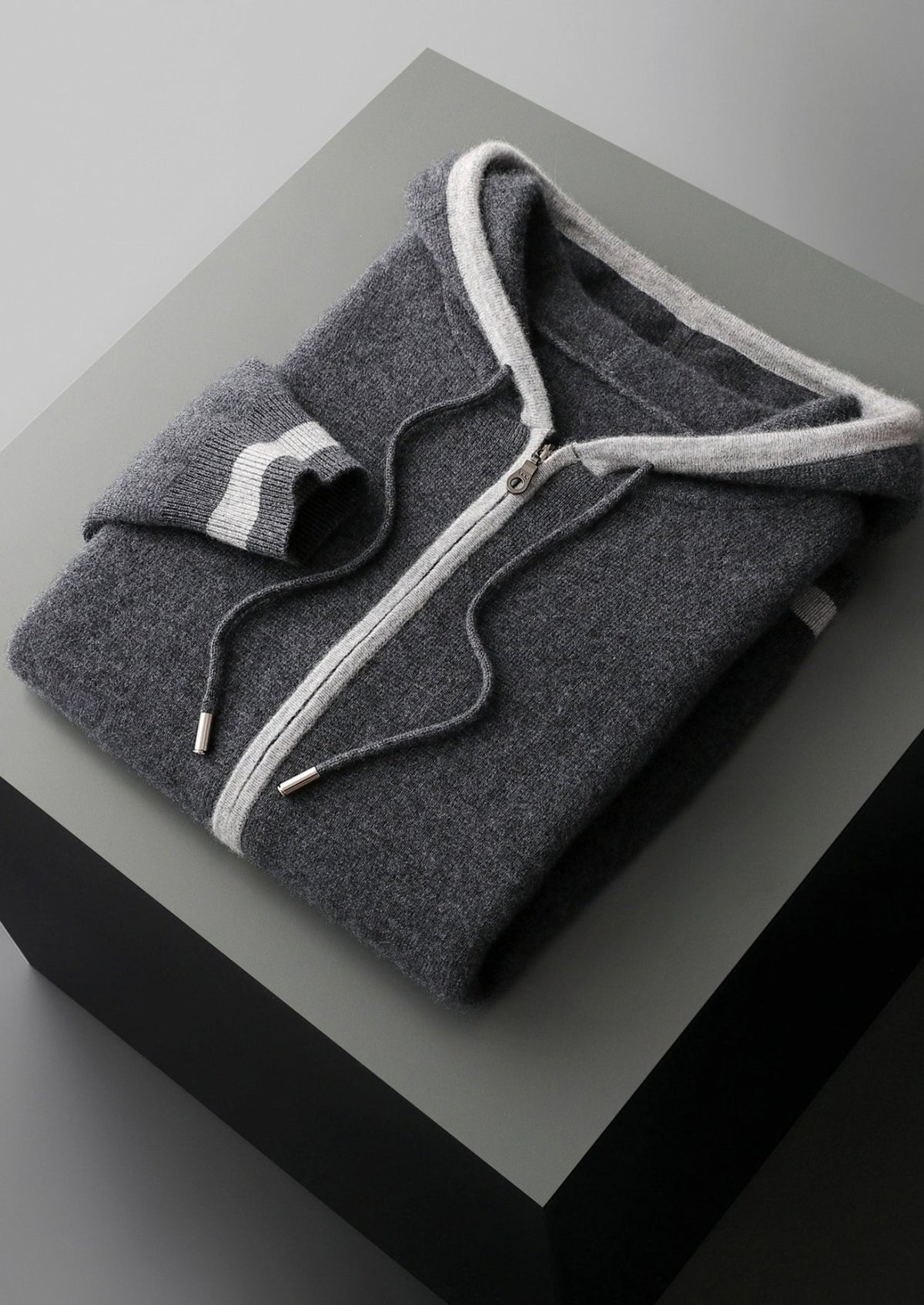 Pure Extra-Fine Merino Wool Two-Tone Zipper Hoodie, view 3