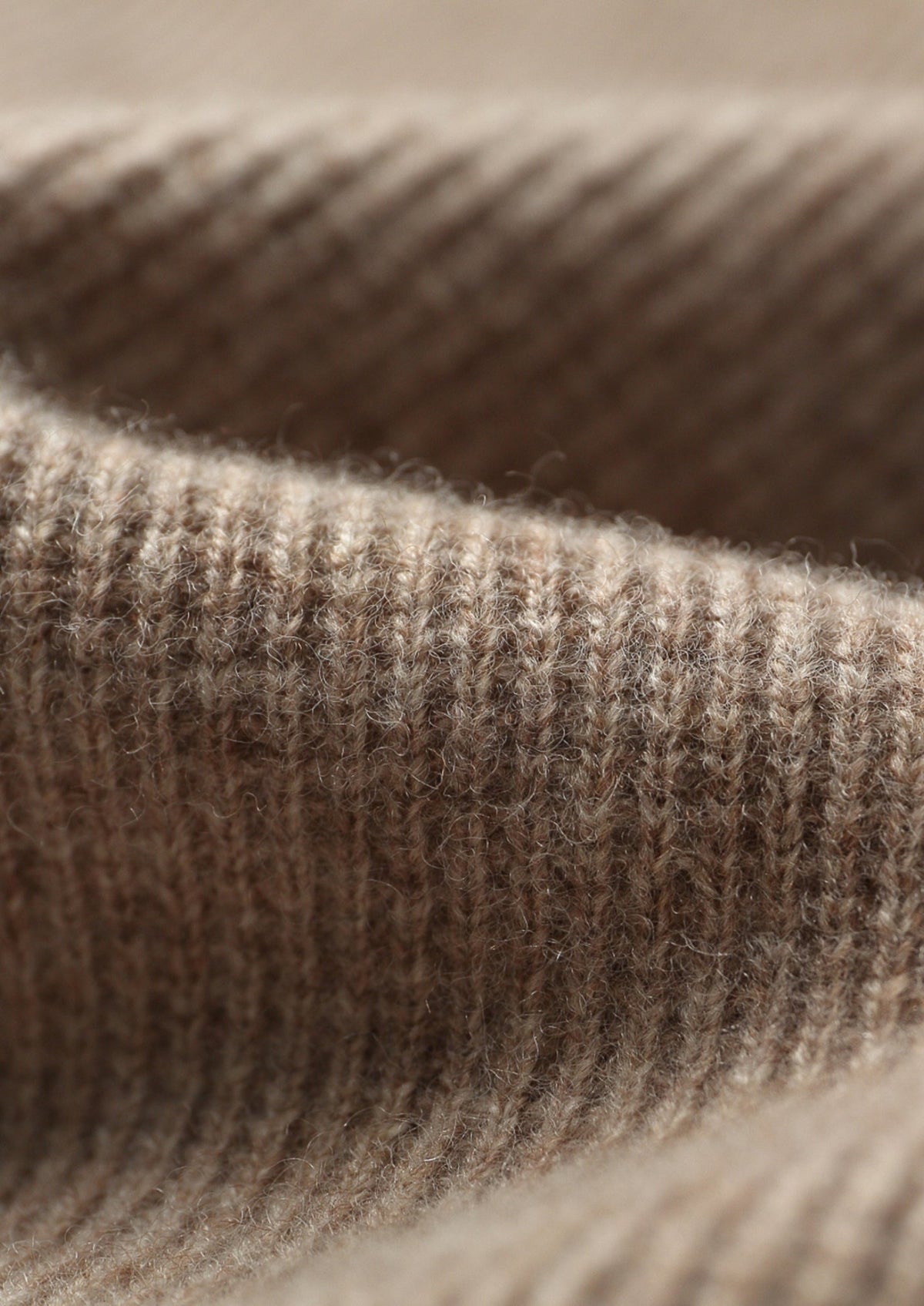 Pure Extra-Fine Merino Wool Contrast Crewneck, view 8
