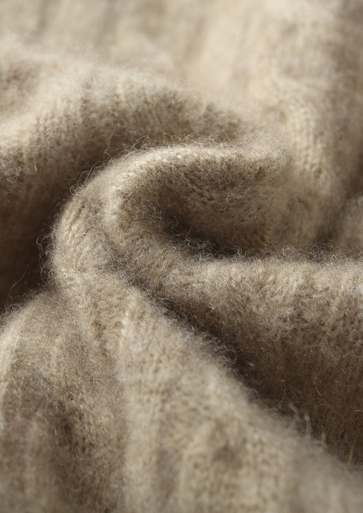 Pure Extra-Fine Merino Wool Cable Knit Zip Cardigan, view 7