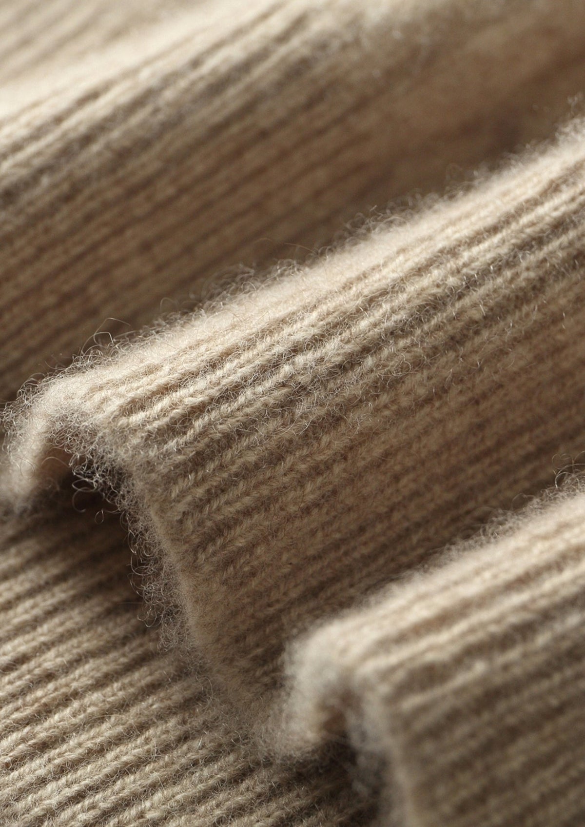 Pure Extra-Fine Merino Wool Cable Knit Zip Cardigan, view 9