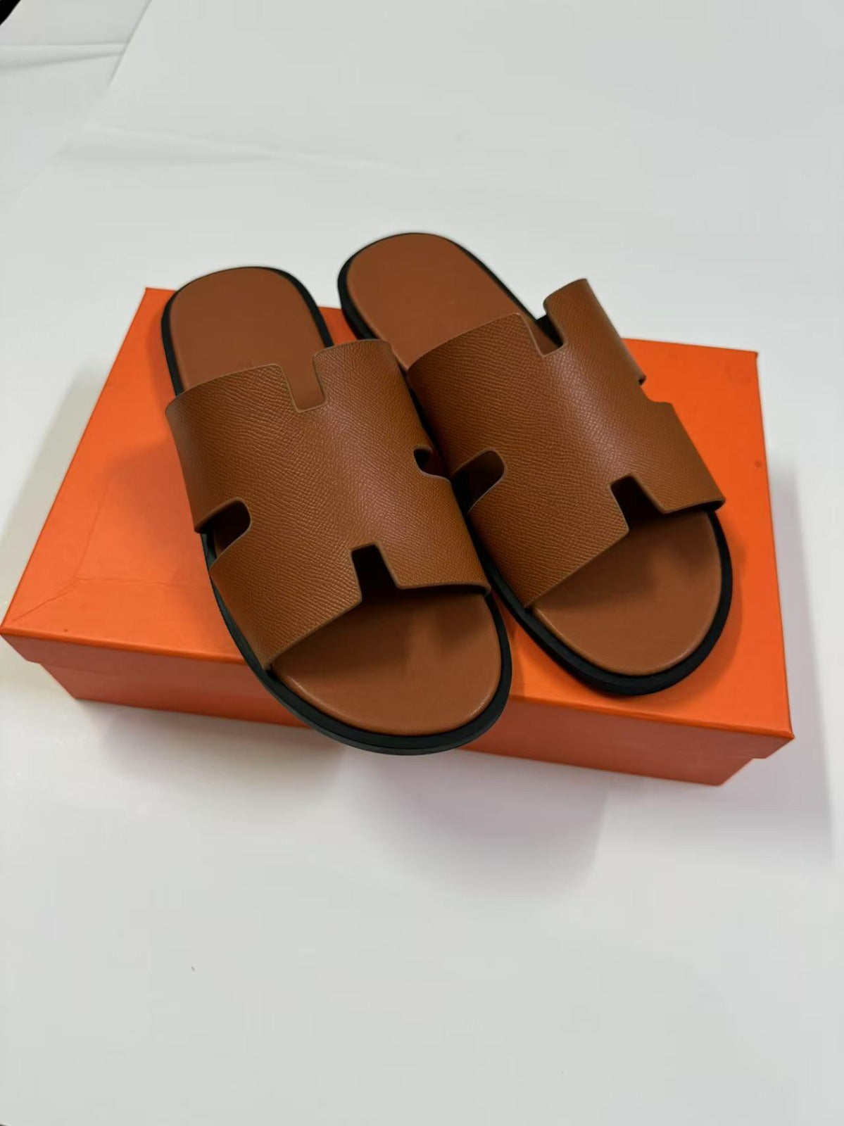 Paros Leather Slide