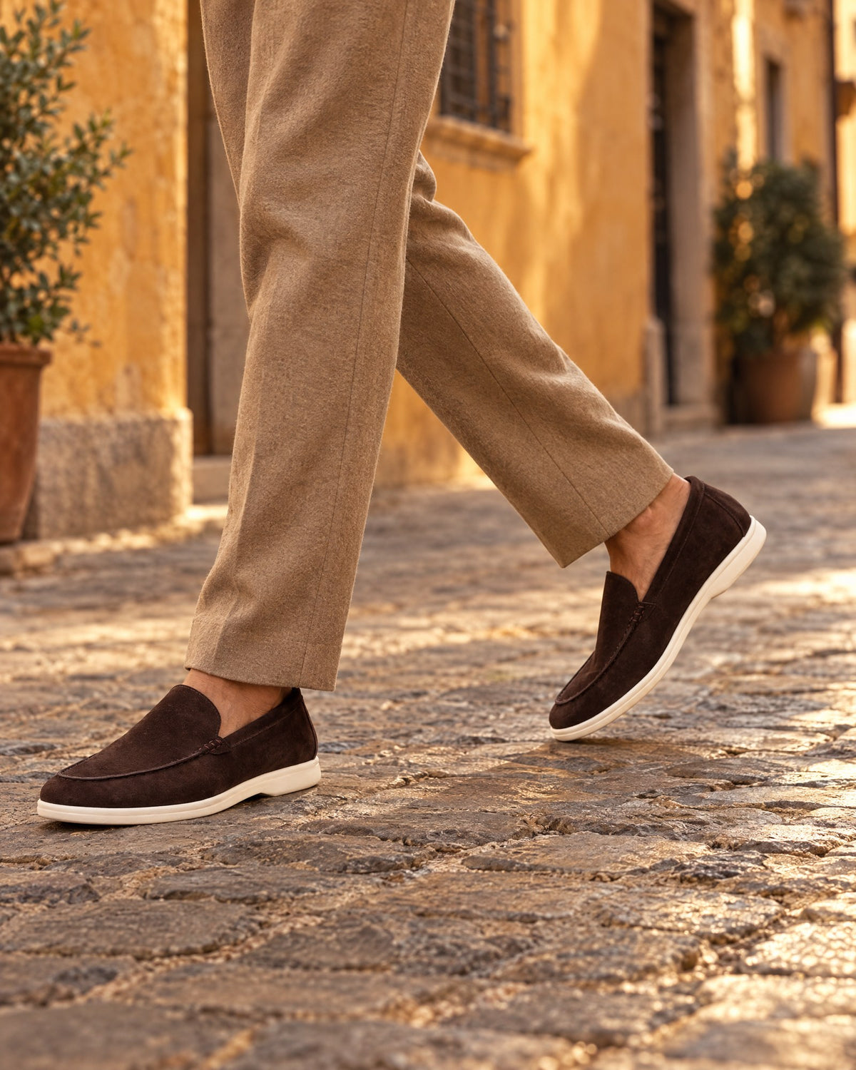 Anzio Loafer Coffee worn, editorial scene