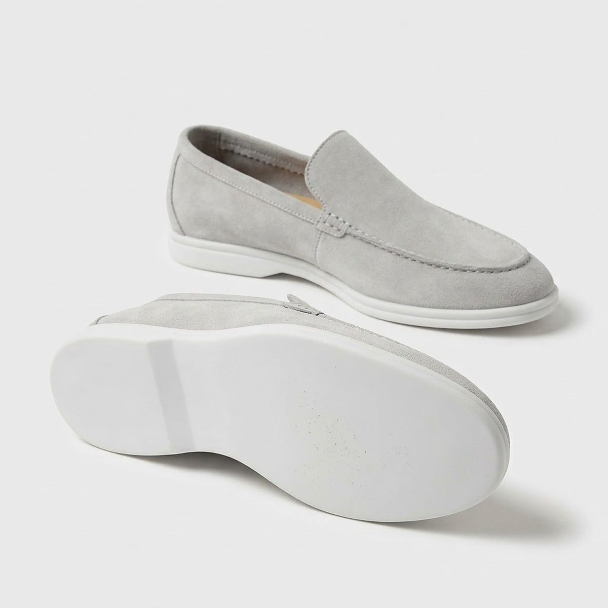 Anzio Loafer Fog Grey, rubber outsole detail