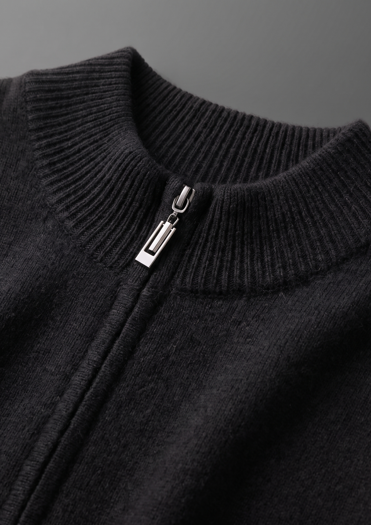 Pure Extra-Fine Merino Wool Black Luzzo Set, view 2