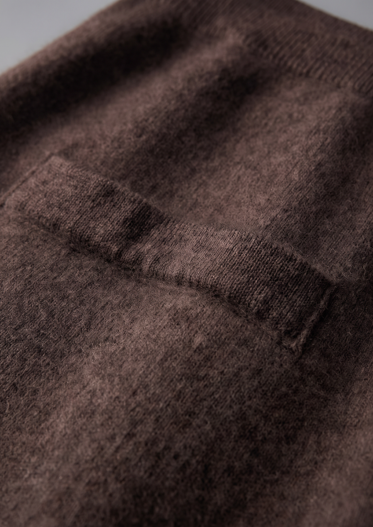 Pure Extra-Fine Merino Wool Dark Brown Luzzo Set, view 7