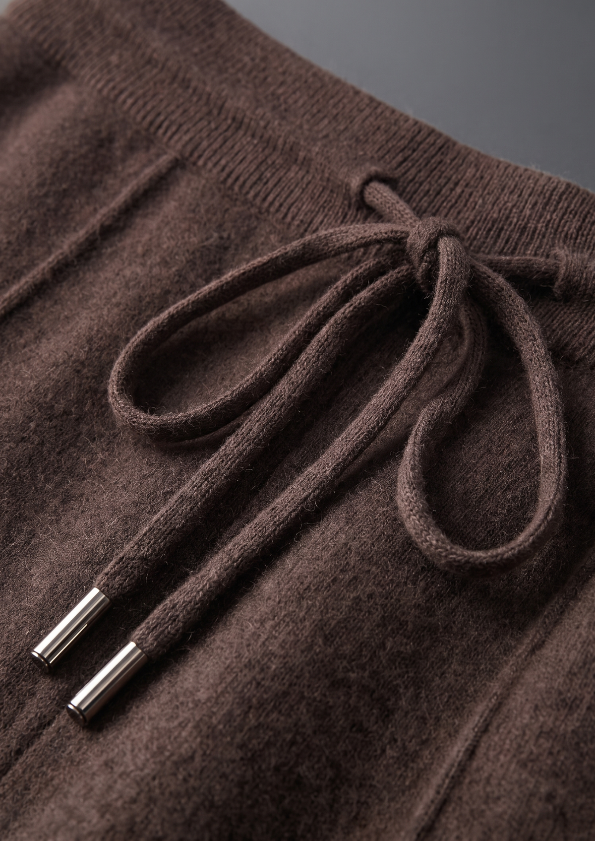 Pure Extra-Fine Merino Wool Dark Brown Luzzo Set, view 3