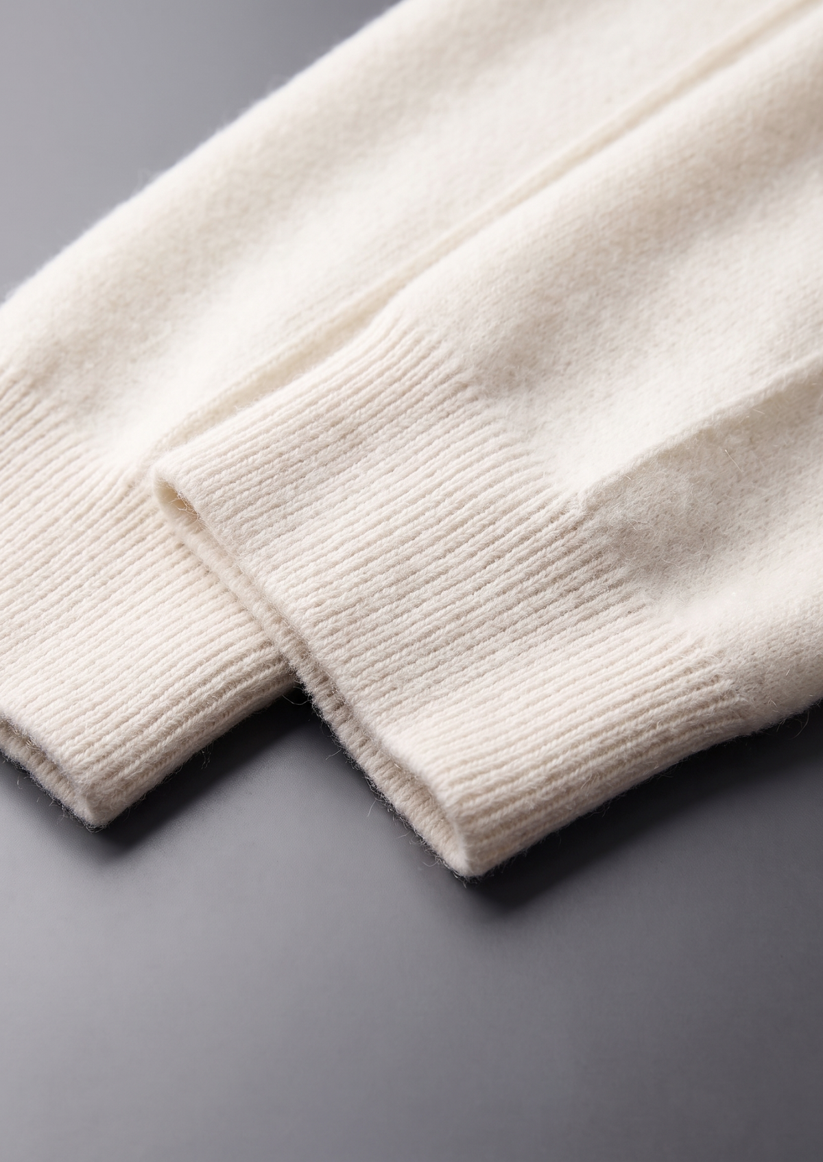 Pure Extra-Fine Merino Wool Cream White Luzzo Set, view 7