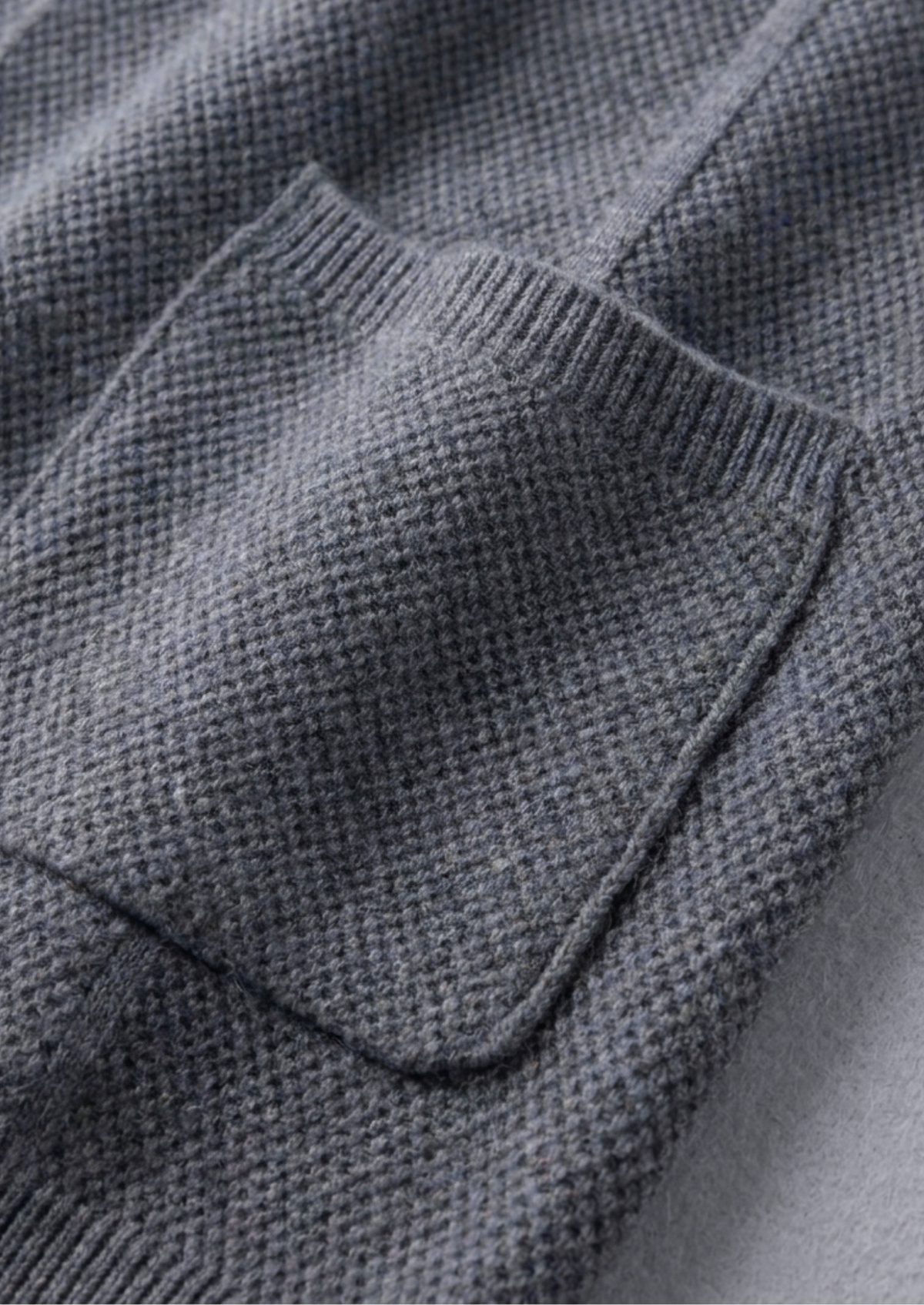 Pure Extra-Fine Merino Wool Gray Button Overshirt, view 4
