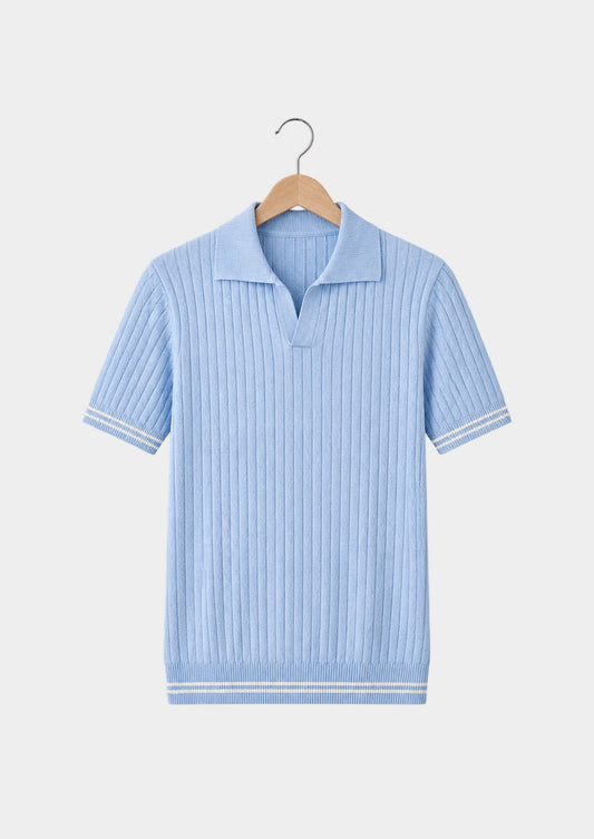 Polo Pierre canalé sin botones azul claro, vista frontal